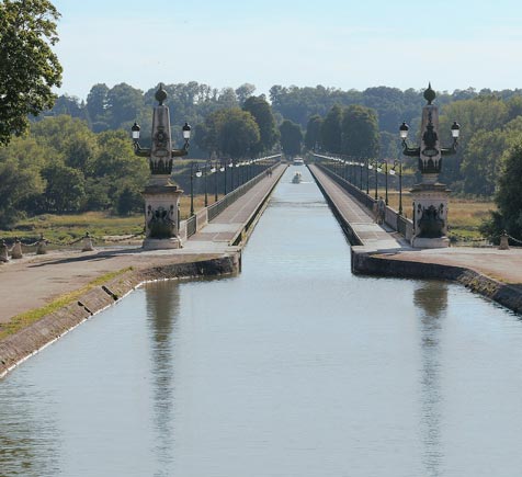 aqueduct yonne
